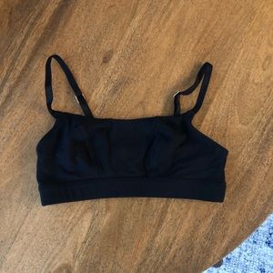 Knickey sports bra